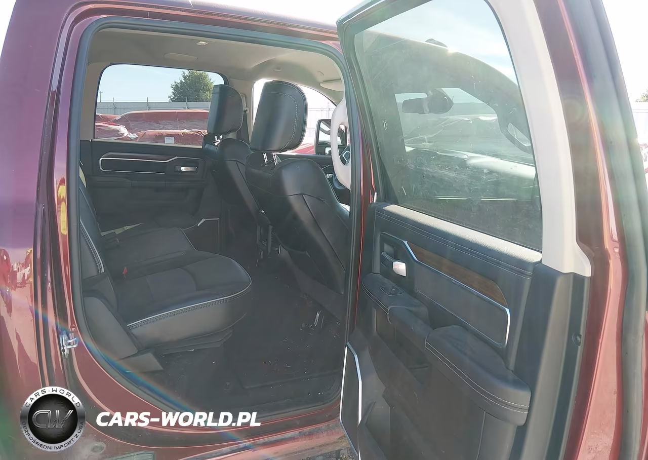 2024 Ram 3500 Laramie 4X4 8' Box VIN:3C63R3JL8RG326335 - 8