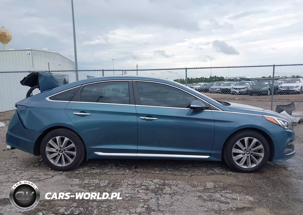 2015 Hyundai Sonata Sport VIN:5NPE34AF6FH253729 - 14