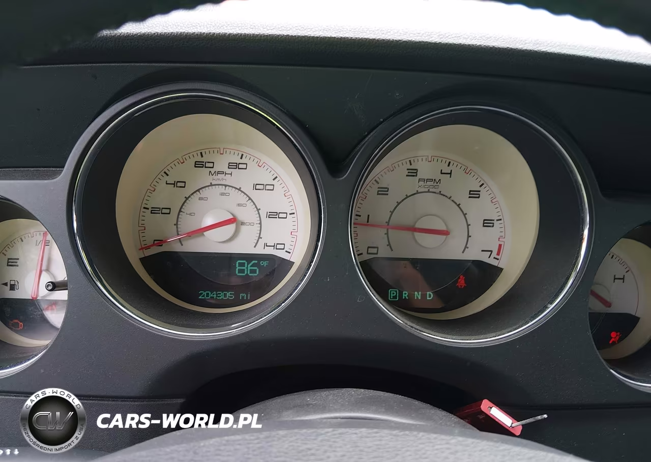 2011 Dodge Challenger VIN:2B3CJ4DG9BH576565 - 7