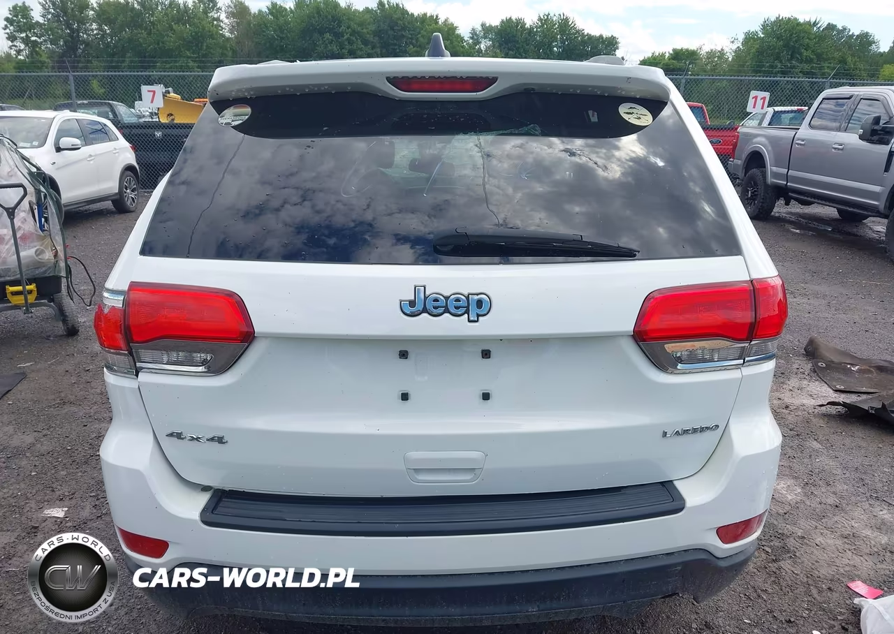 2016 Jeep Grand Cherokee Laredo VIN:1C4RJFAG3GC414207 - 16
