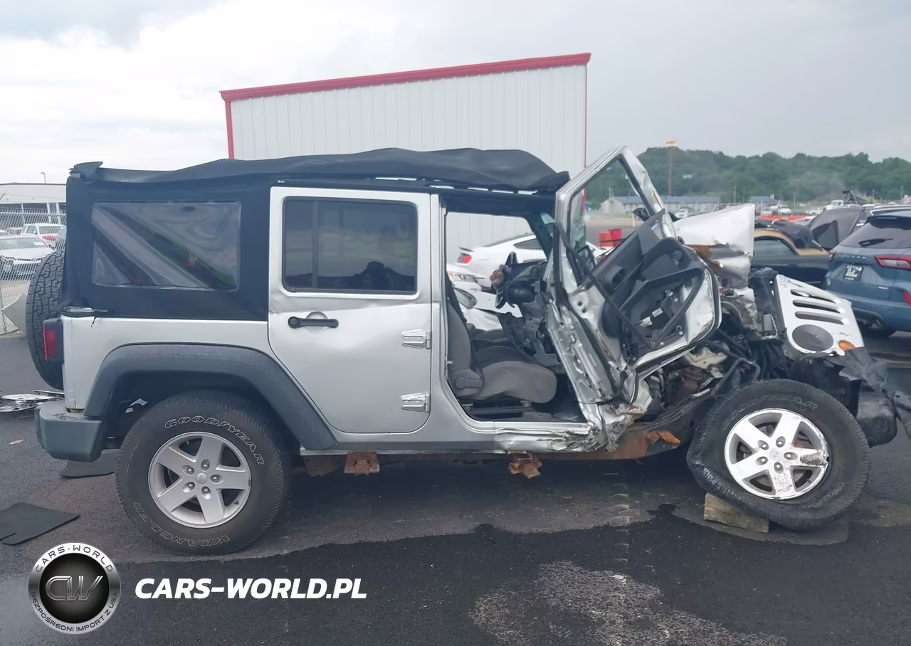 2007 Jeep Wrangler Unlimited X VIN:1J4GA39167L148018 - 14