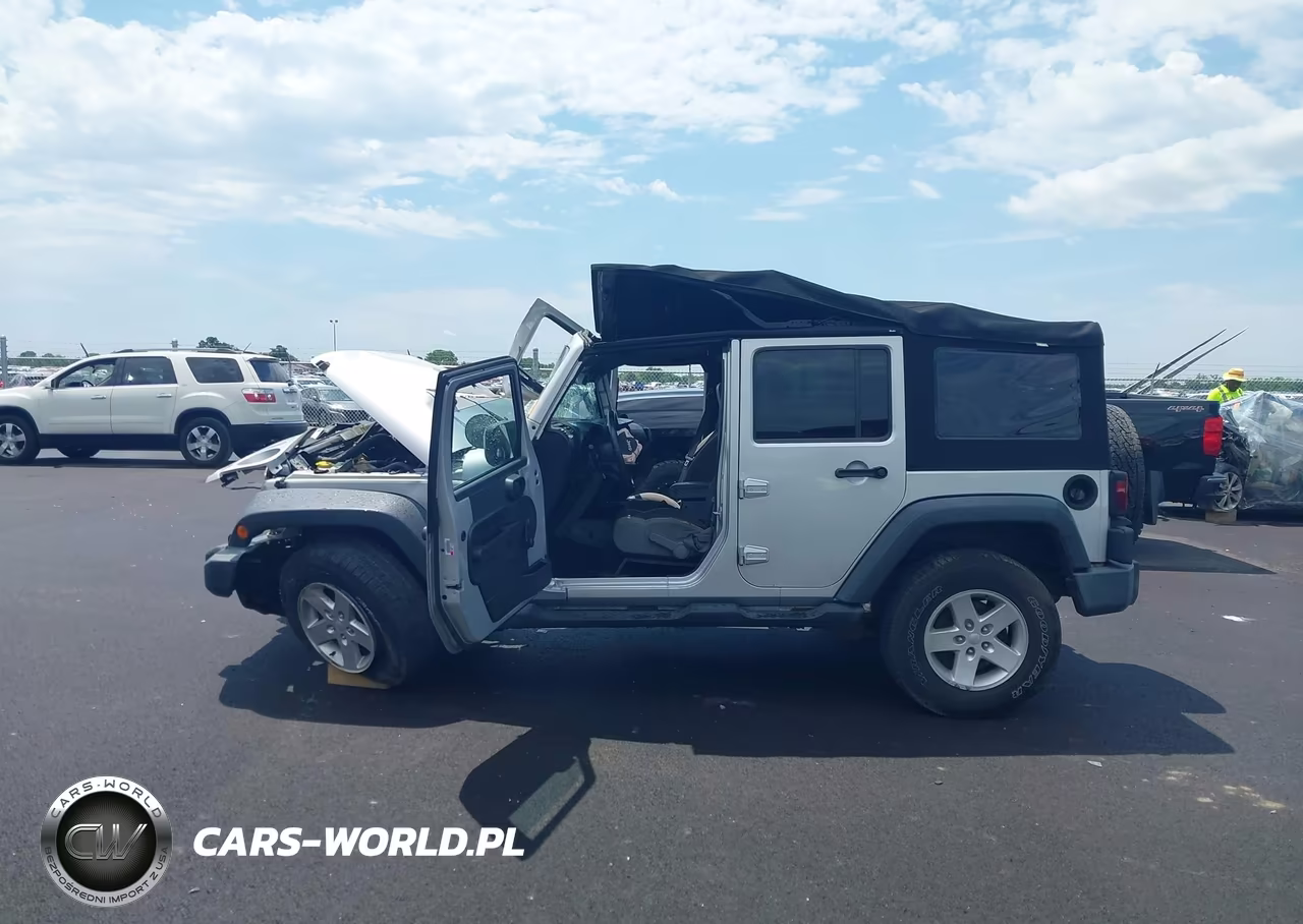 2007 Jeep Wrangler Unlimited X VIN:1J4GA39167L148018 - 15