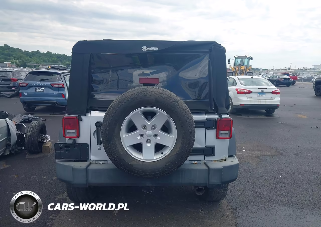 2007 Jeep Wrangler Unlimited X VIN:1J4GA39167L148018 - 17