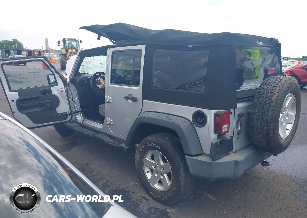 2007 Jeep Wrangler Unlimited X VIN:1J4GA39167L148018 - 3