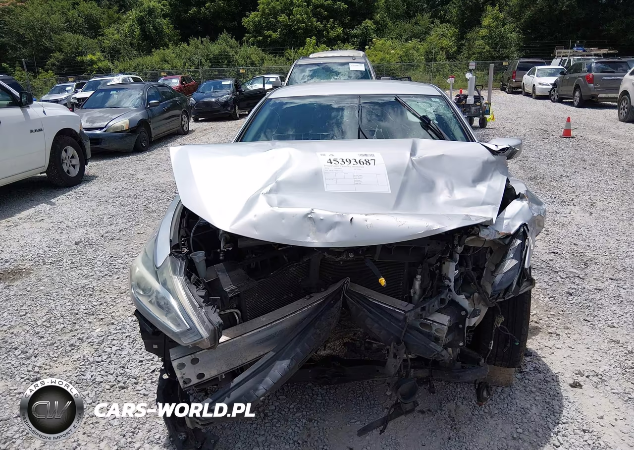 2018 Nissan Altima 2.5 S VIN:1N4AL3AP4JC160994 - 11