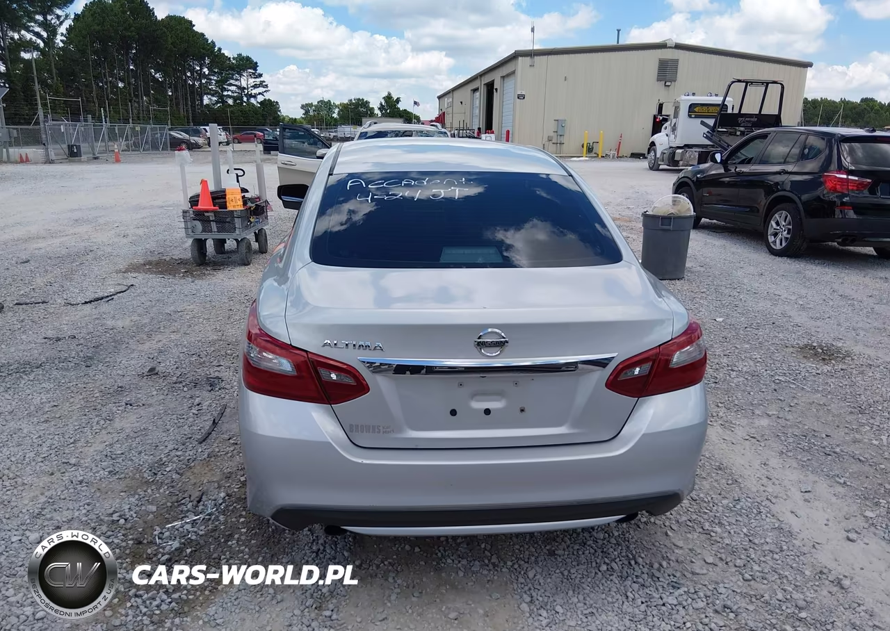 2018 Nissan Altima 2.5 S VIN:1N4AL3AP4JC160994 - 15