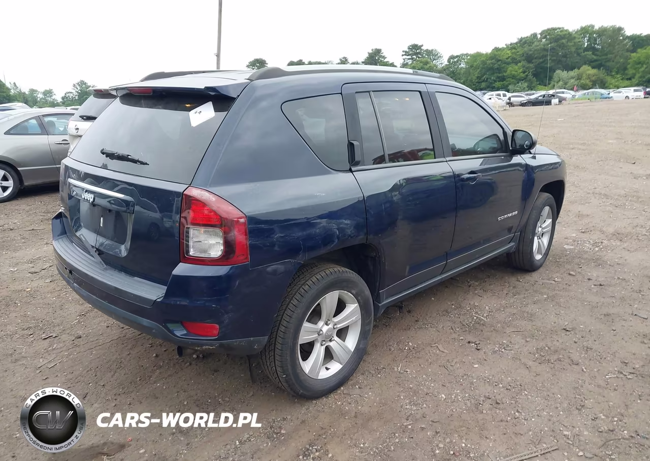 2015 Jeep Compass Sport VIN:1C4NJDBB8FD240164 - 4