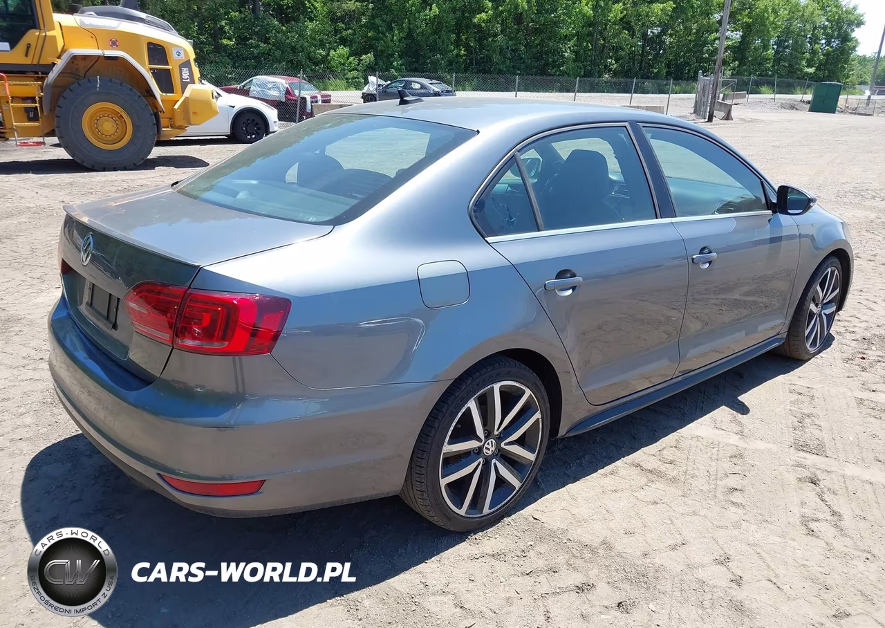 2013 Volkswagen Jetta Gli Autobahn W-Nav VIN:3VW4T7AJXDM443264 - 4