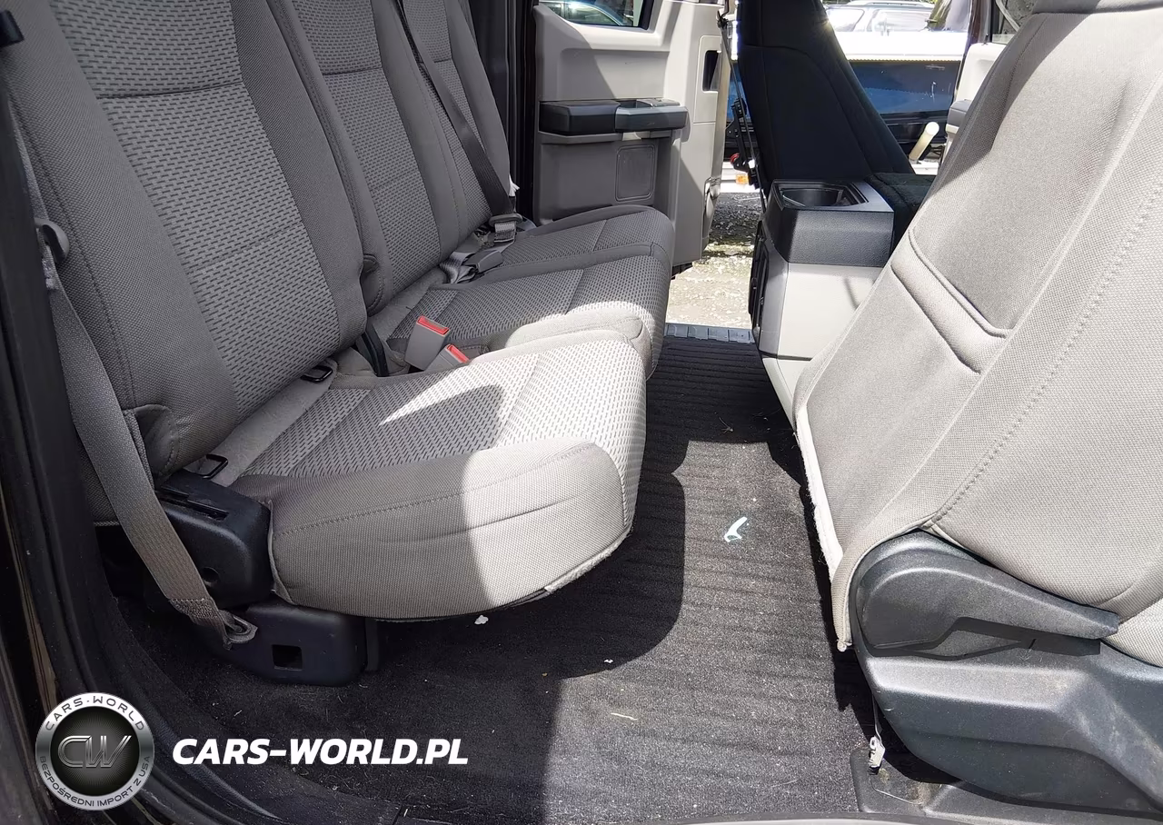 2018 Ford F-150 Xlt VIN:1FTEX1CB3JFD40830 - 8