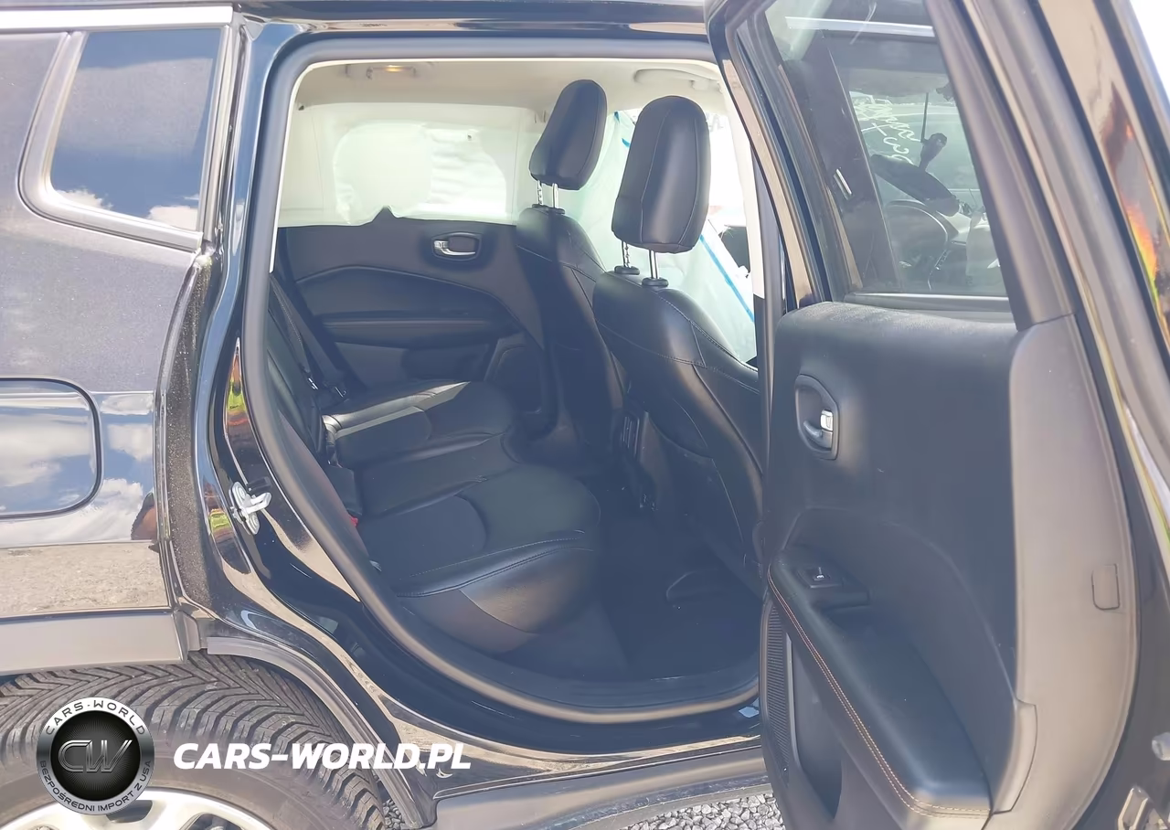 2019 Jeep Compass Limited 4X4 VIN:3C4NJDCB8KT813065 - 8