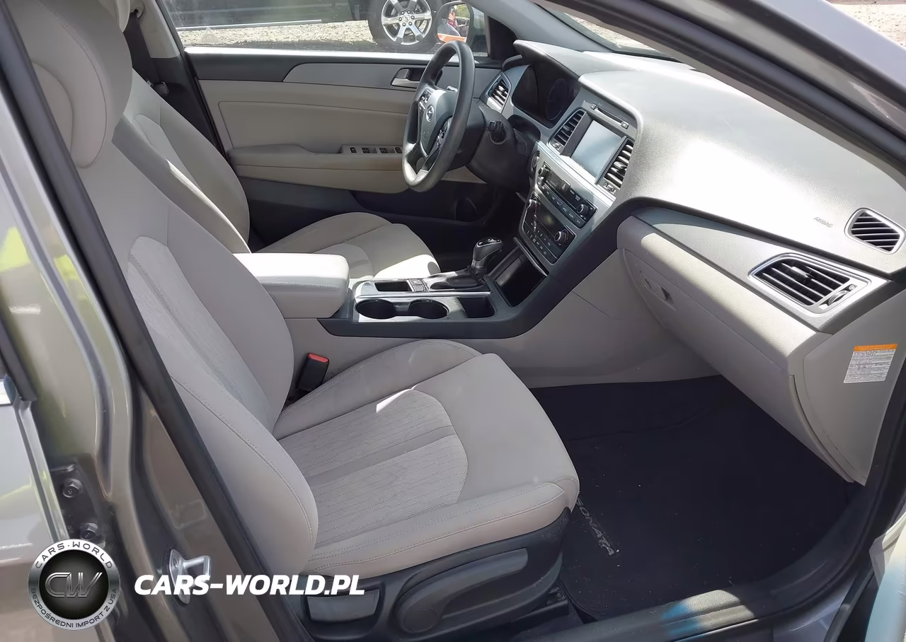 2017 Hyundai Sonata Hybrid Se VIN:KMHE24L39HA067288 - 5