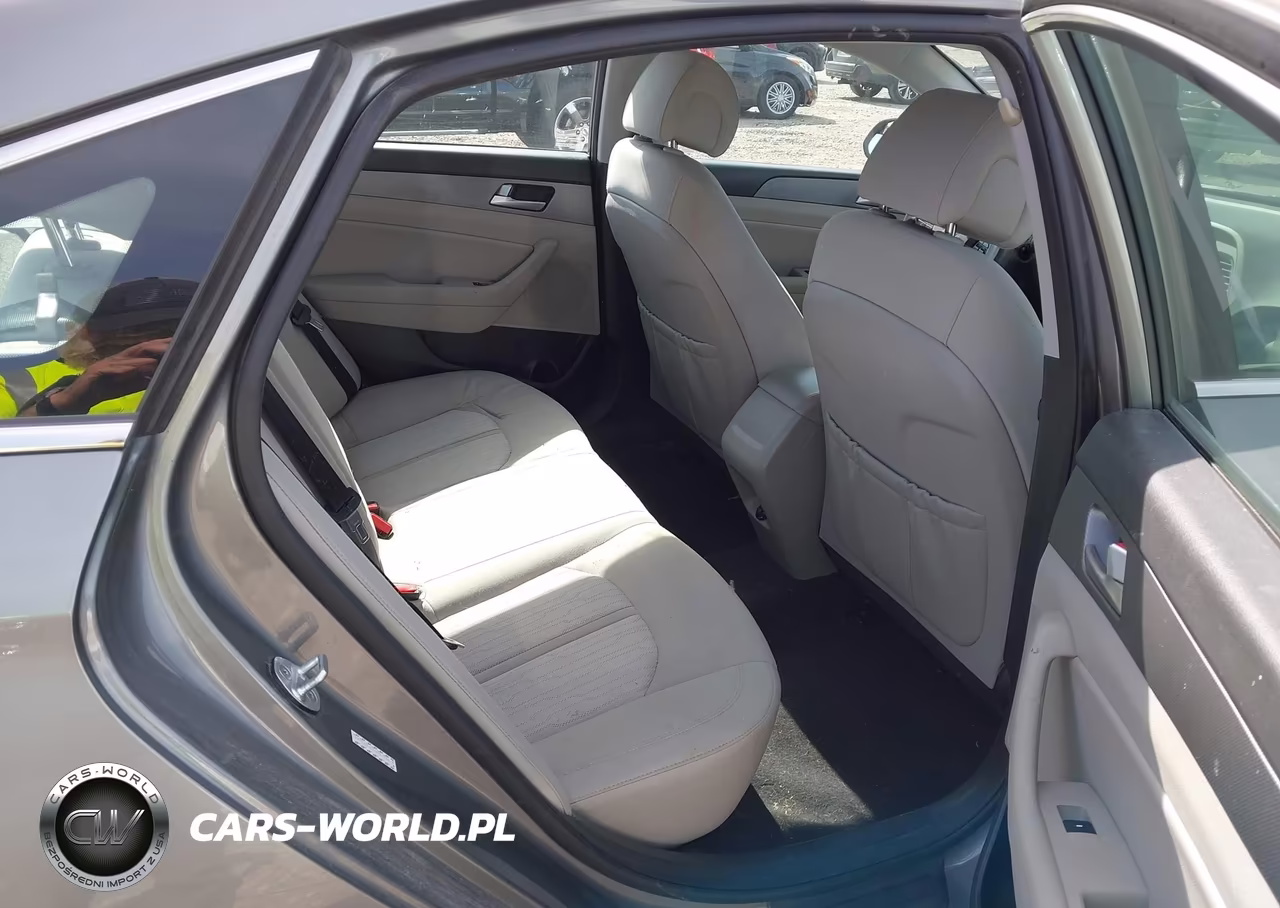2017 Hyundai Sonata Hybrid Se VIN:KMHE24L39HA067288 - 8
