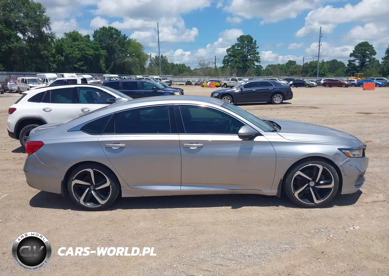 2018 Honda Accord Sport VIN:1HGCV1F33JA260735 - 13