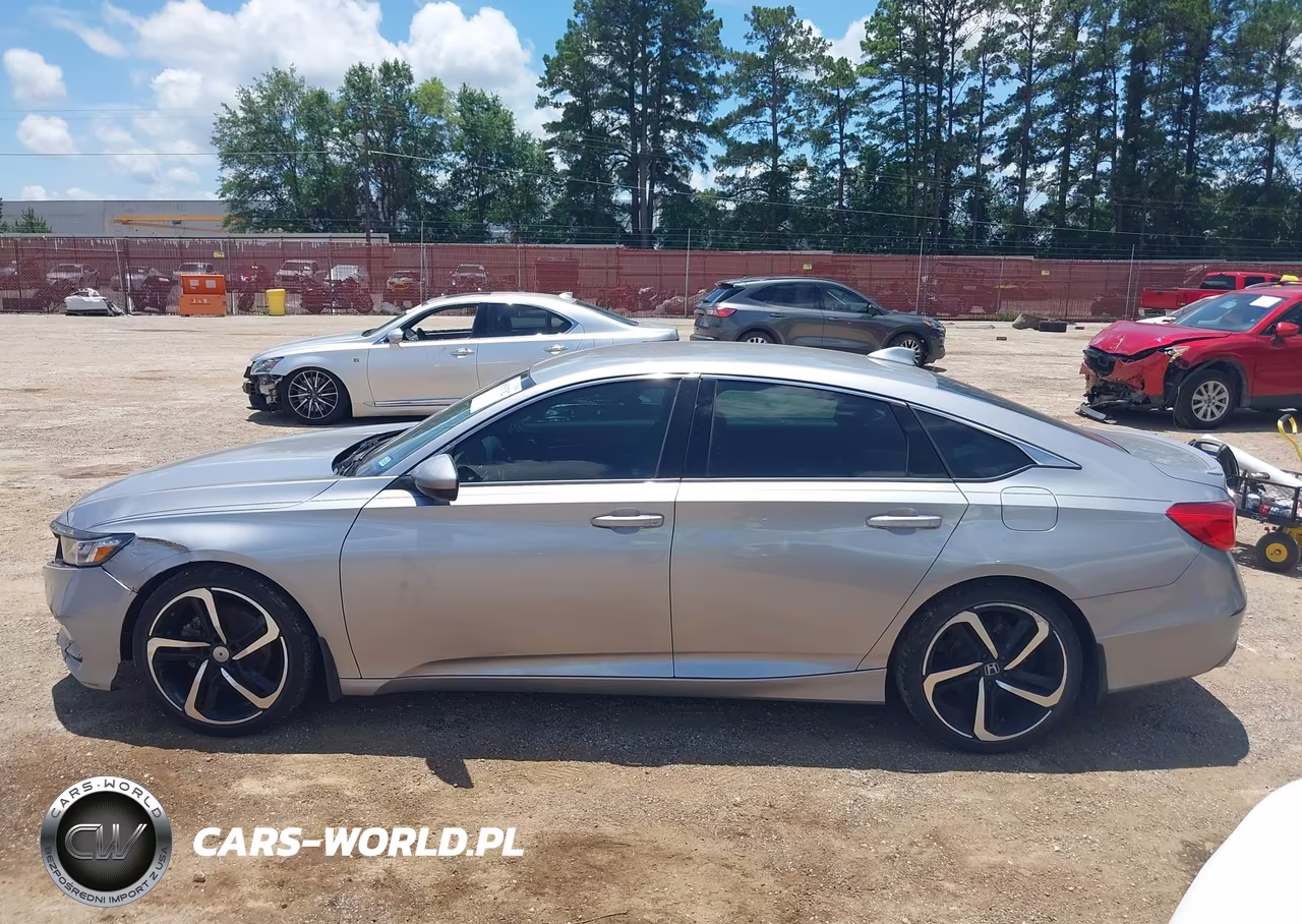 2018 Honda Accord Sport VIN:1HGCV1F33JA260735 - 14