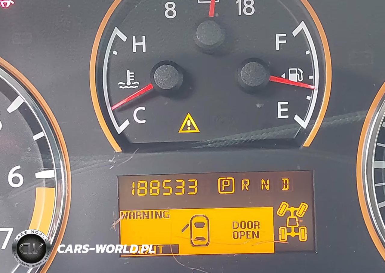 2015 Nissan Armada Platinum VIN:5N1AA0NE2FN602895 - 15