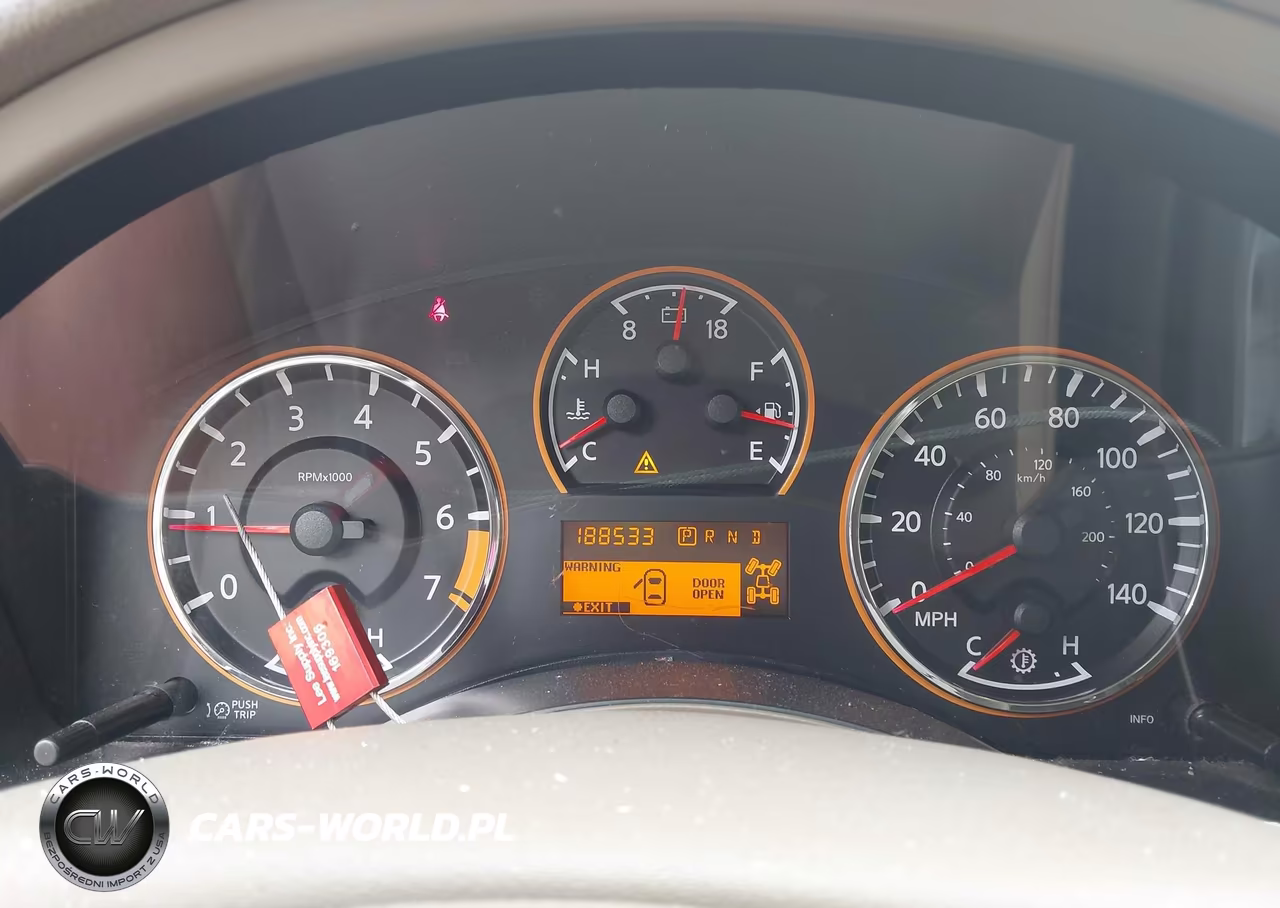 2015 Nissan Armada Platinum VIN:5N1AA0NE2FN602895 - 7