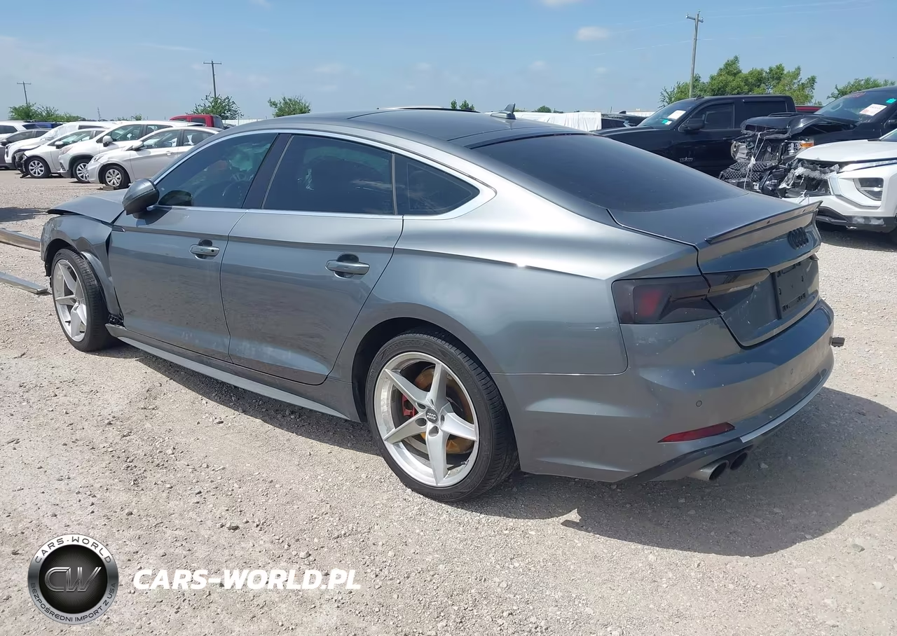2018 Audi A5 2.0T Premium VIN:WAUENCF53JA033501 - 3