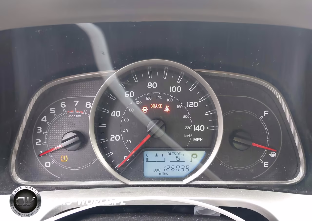 2015 Toyota Rav4 Le VIN:JTMBFREV3FD121333 - 15
