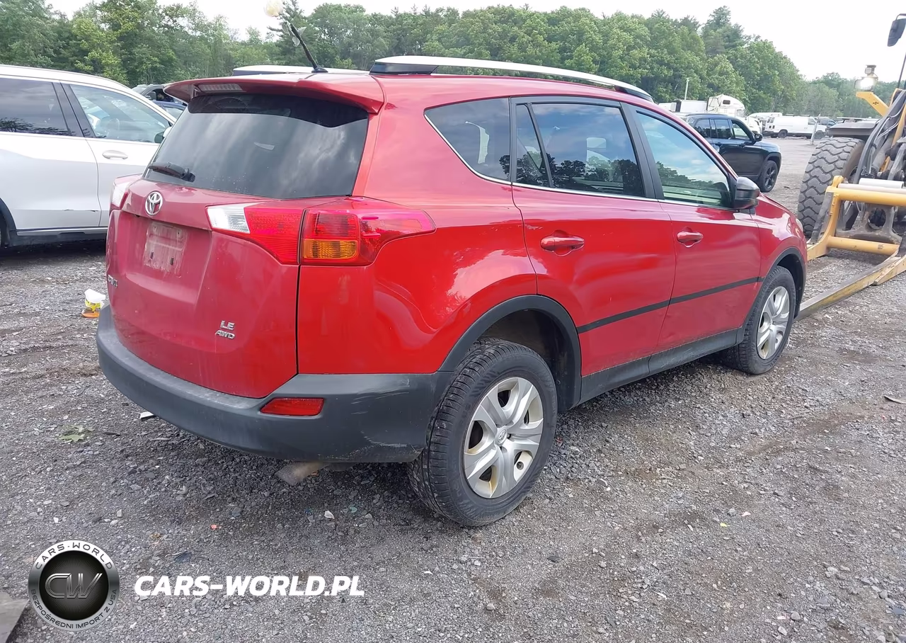 2015 Toyota Rav4 Le VIN:JTMBFREV3FD121333 - 4