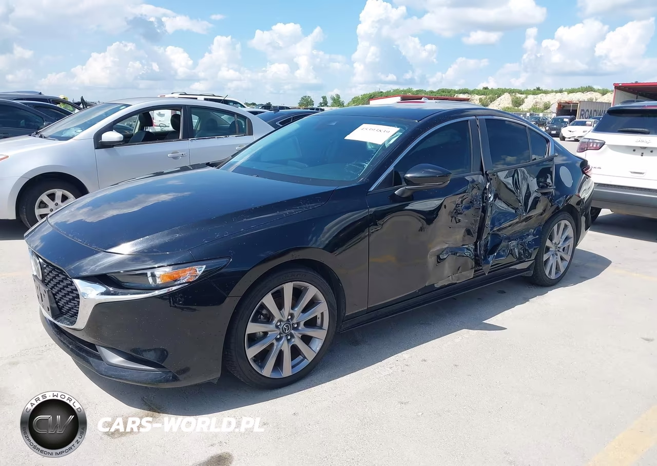 2020 Mazda Mazda3 Select Package VIN:JM1BPACL7L1173576 - 2