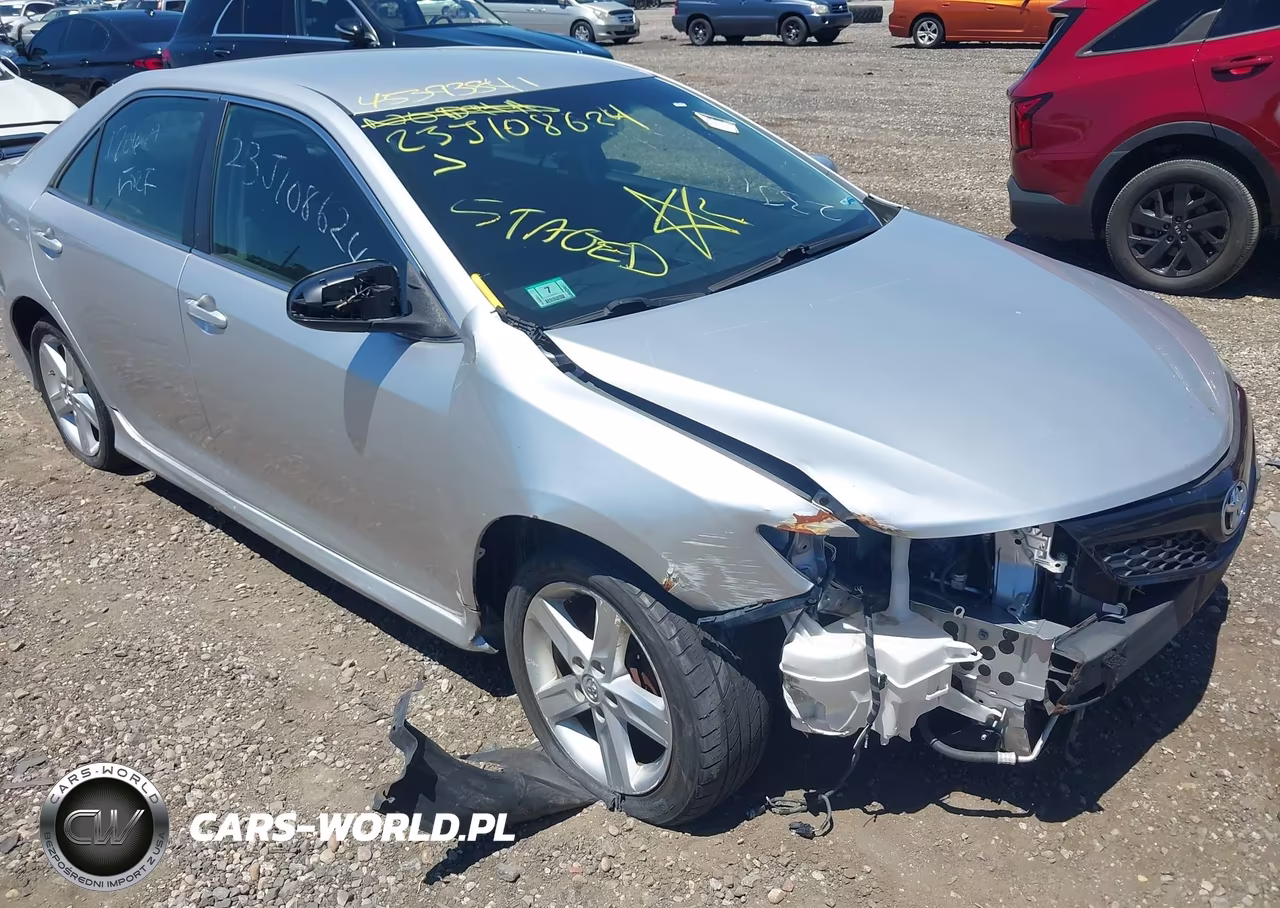 2014 Toyota Camry Se – zdjęcie 1 z 16