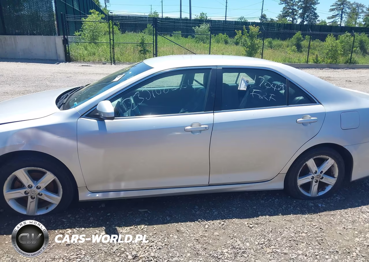 2014 Toyota Camry Se VIN:4T1BF1FK4EU452356 - 13