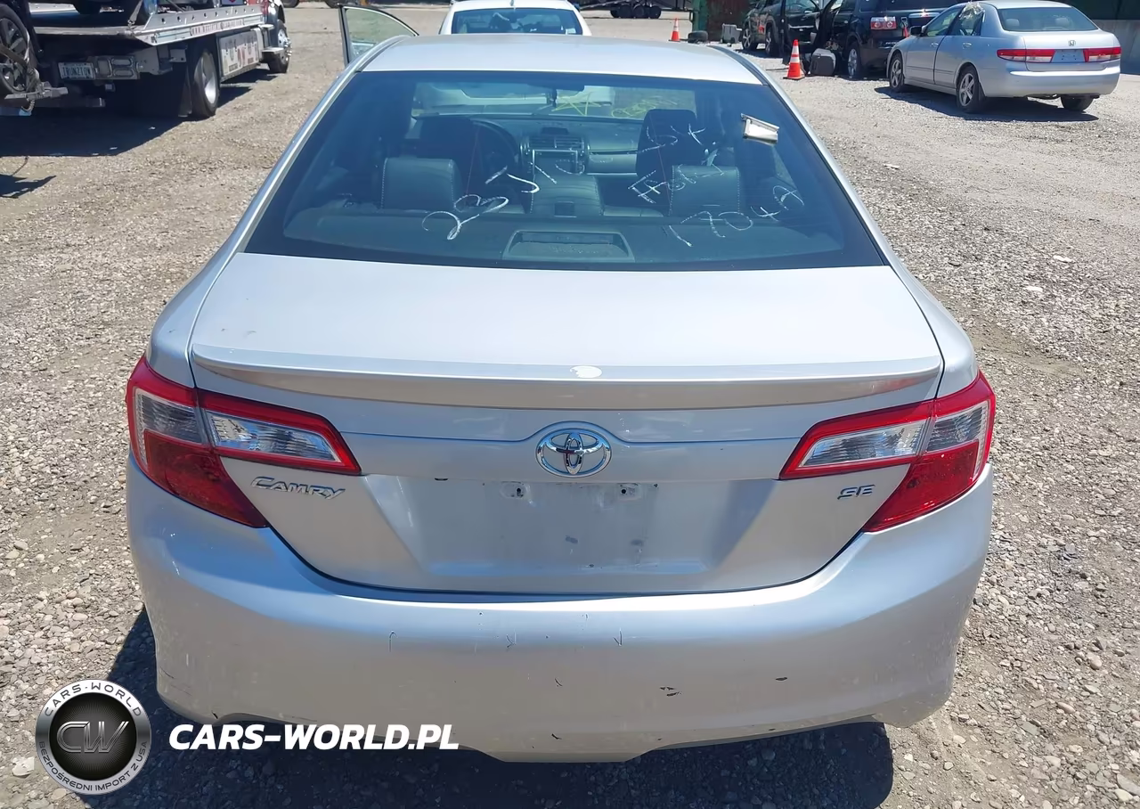 2014 Toyota Camry Se VIN:4T1BF1FK4EU452356 - 15