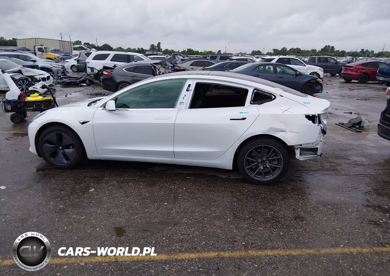 2018 Tesla Model 3 Long Range-Mid Range VIN:5YJ3E1EA5JF161906 - 13