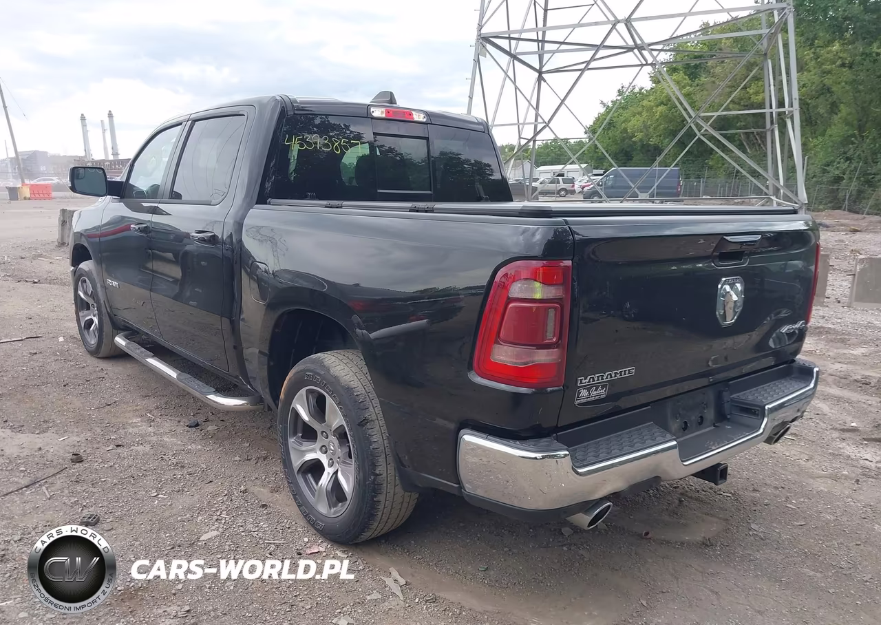2024 Ram 1500 Laramie 4X4 5'7 Box VIN:1C6SRFJT4RN195991 - 3