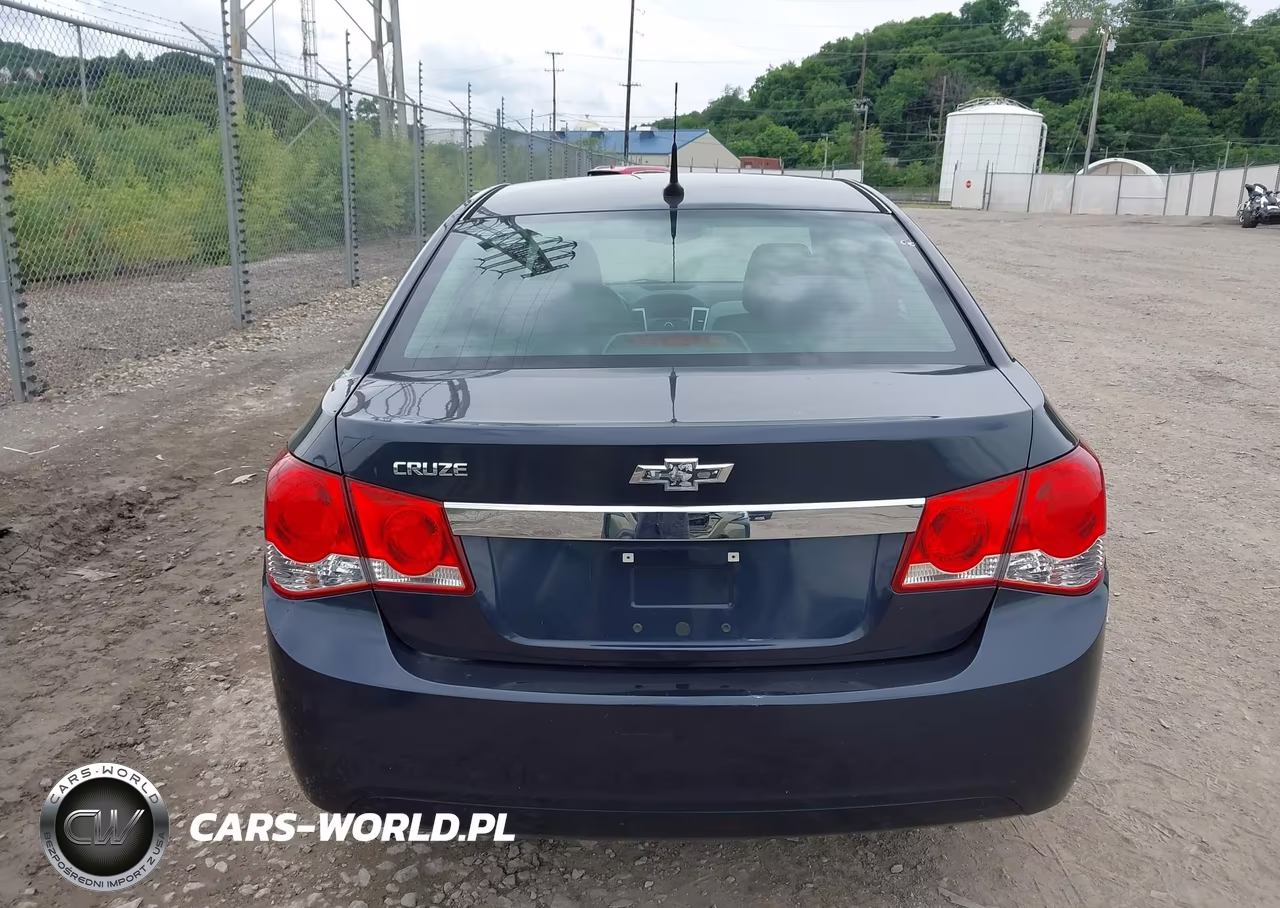 2014 Chevrolet Cruze Ls Auto VIN:1G1PA5SG8E7227379 - 16