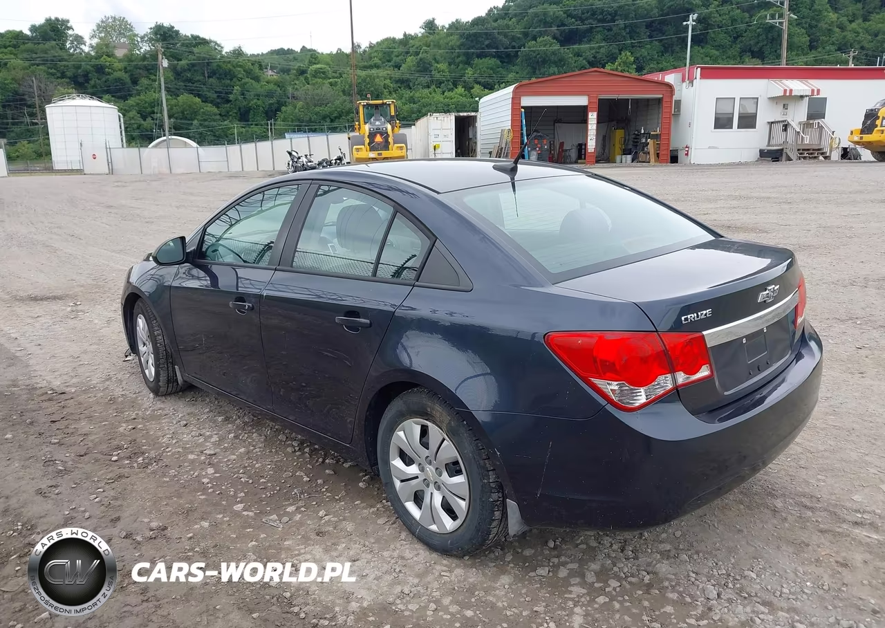 2014 Chevrolet Cruze Ls Auto VIN:1G1PA5SG8E7227379 - 3