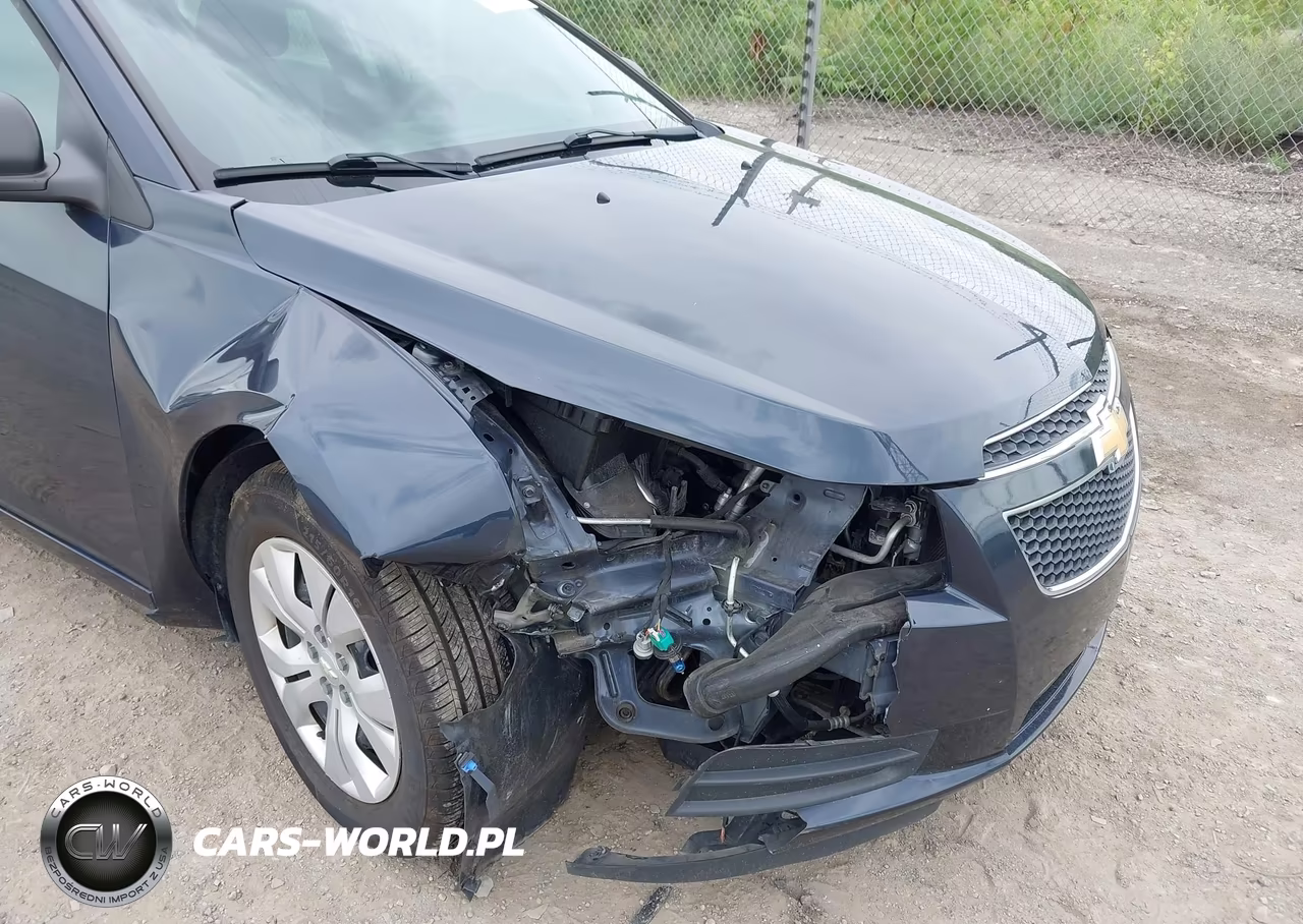 2014 Chevrolet Cruze Ls Auto VIN:1G1PA5SG8E7227379 - 6