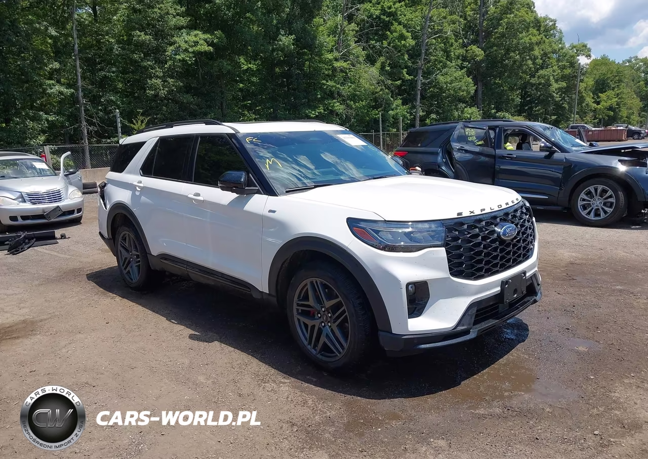 2025 Ford Explorer St-Line