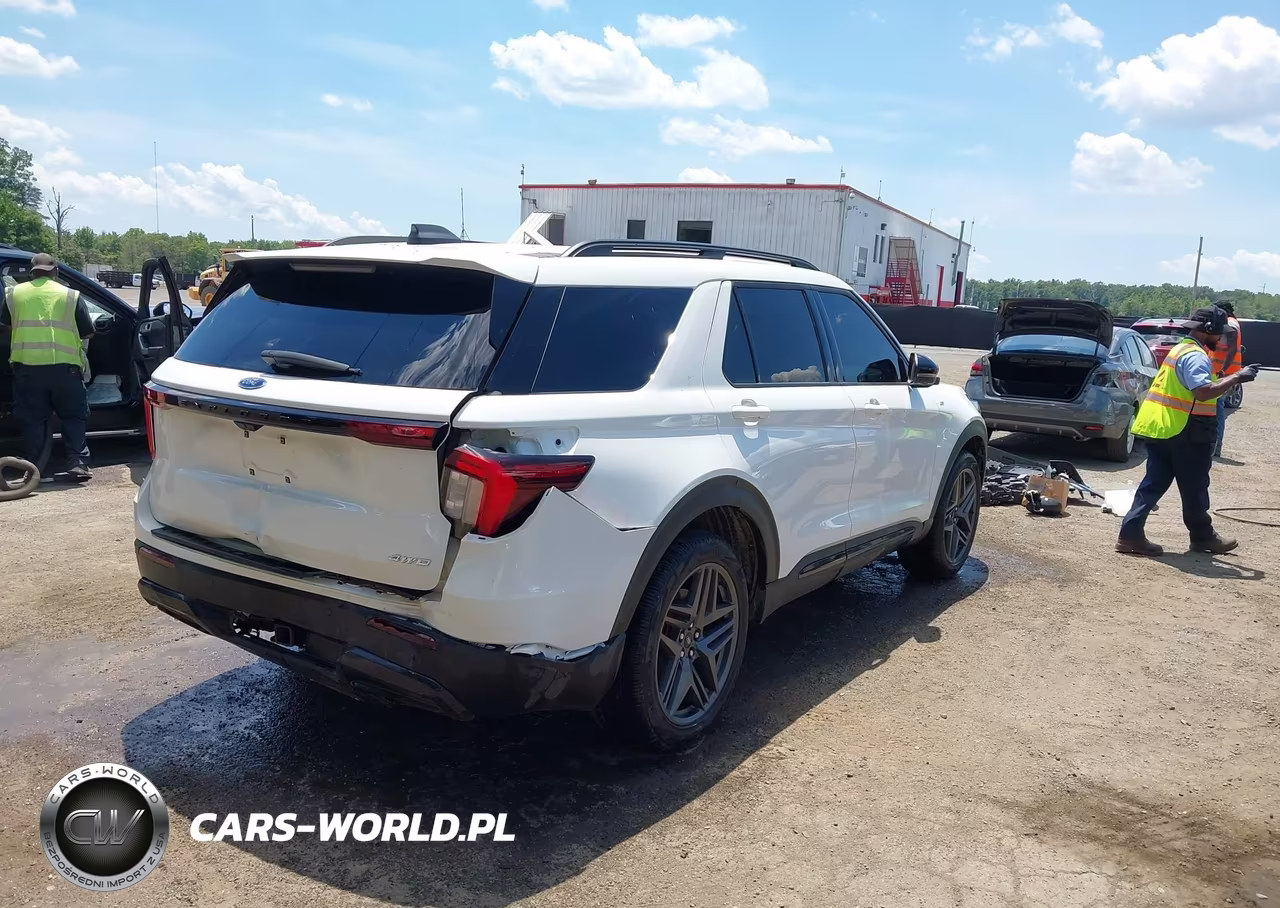 2025 Ford Explorer St-Line VIN:1FMUK8KH4SGB88587 - 4
