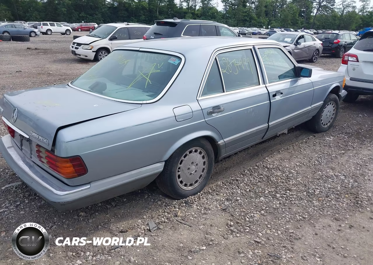 1982 Mercedes-Benz 300 Sd VIN:WDBCB20A0CB026715 - 4
