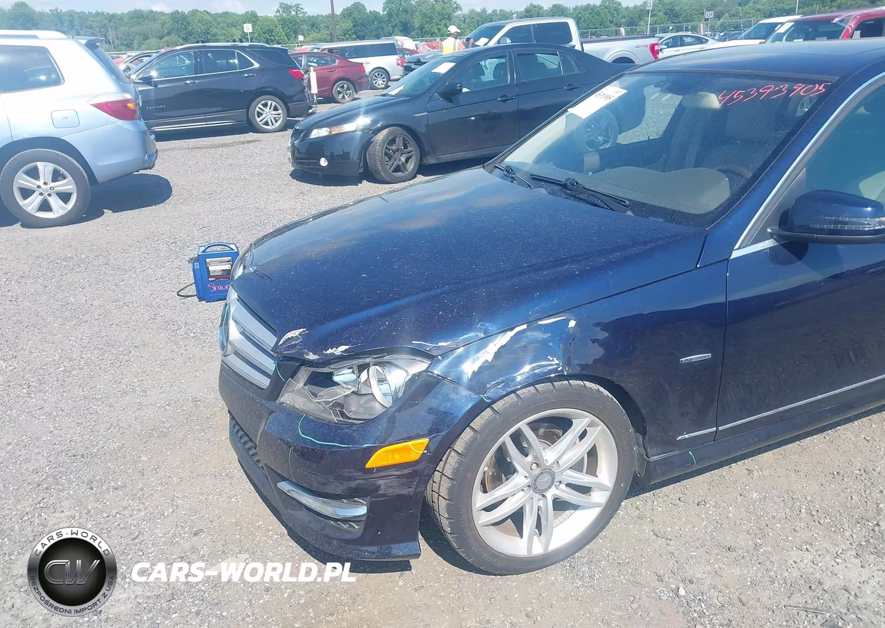 2012 Mercedes-Benz C 250 Sport VIN:WDDGF4HB6CR233333 - 6