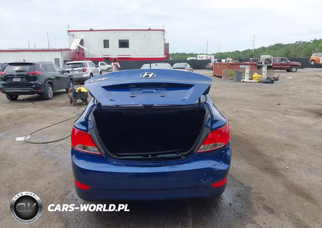 2015 Hyundai Accent Gls VIN:KMHCT4AE0FU924716 - 16