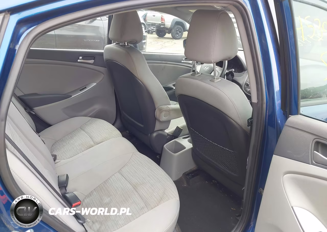 2015 Hyundai Accent Gls VIN:KMHCT4AE0FU924716 - 8