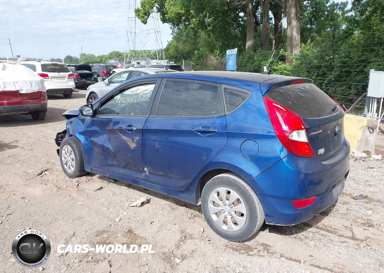 2015 Hyundai Accent Gs VIN:KMHCT5AE2FU228378 - 3