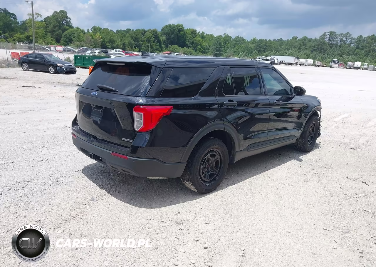 2023 Ford Police Interceptor Utility VIN:1FM5K8ACXPGC00856 - 4