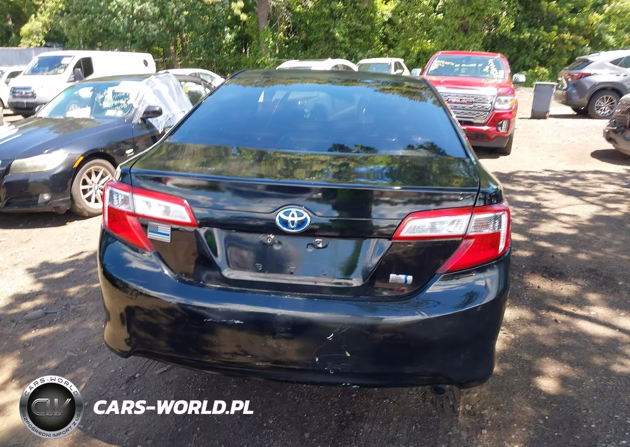 2014 Toyota Camry Hybrid Le VIN:4T1BD1FK1EU134250 - 15