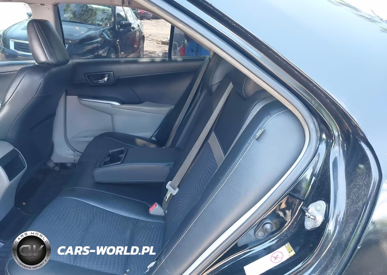 2014 Toyota Camry Hybrid Le VIN:4T1BD1FK1EU134250 - 8