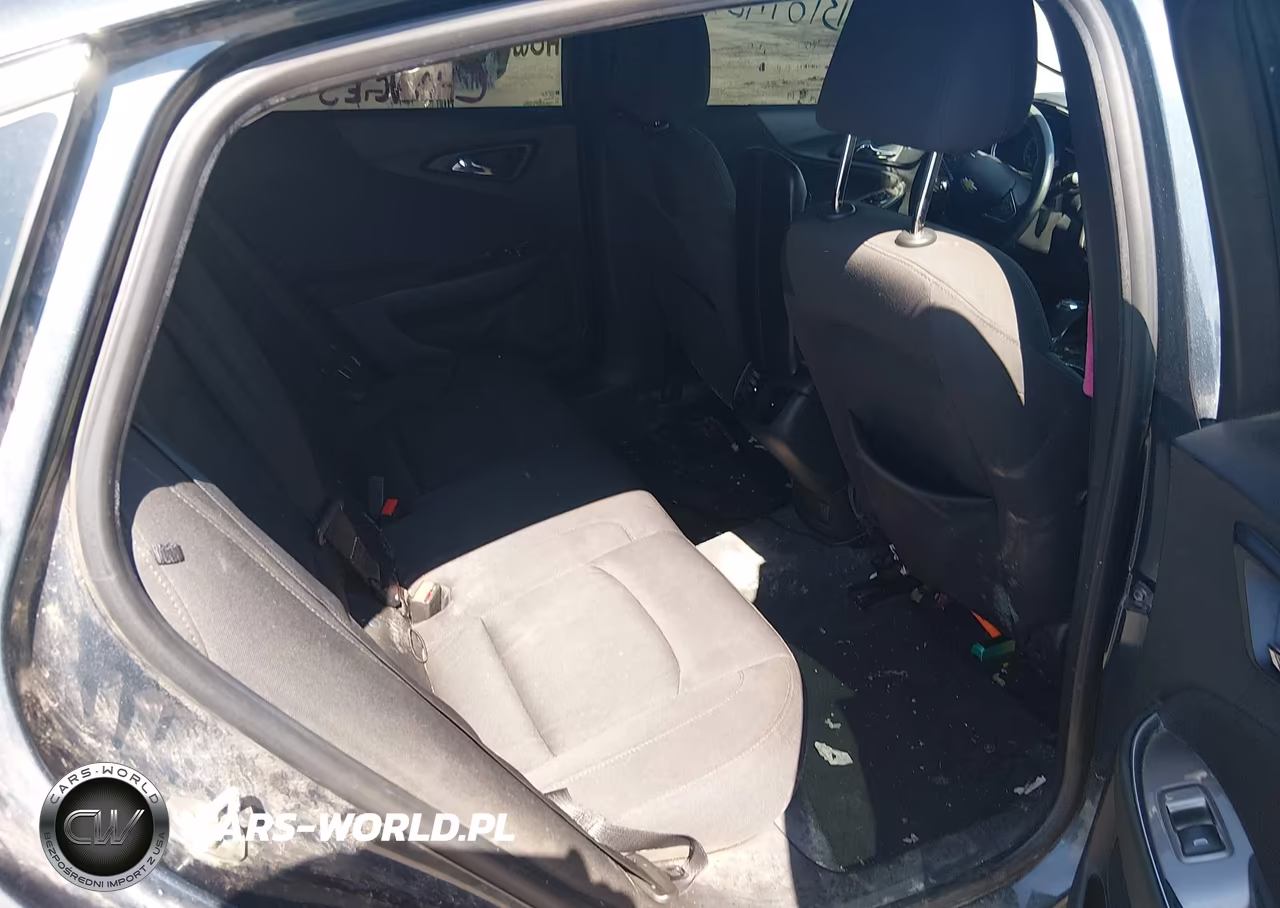 2019 Chevrolet Malibu Lt VIN:1G1ZD5ST4KF149326 - 8