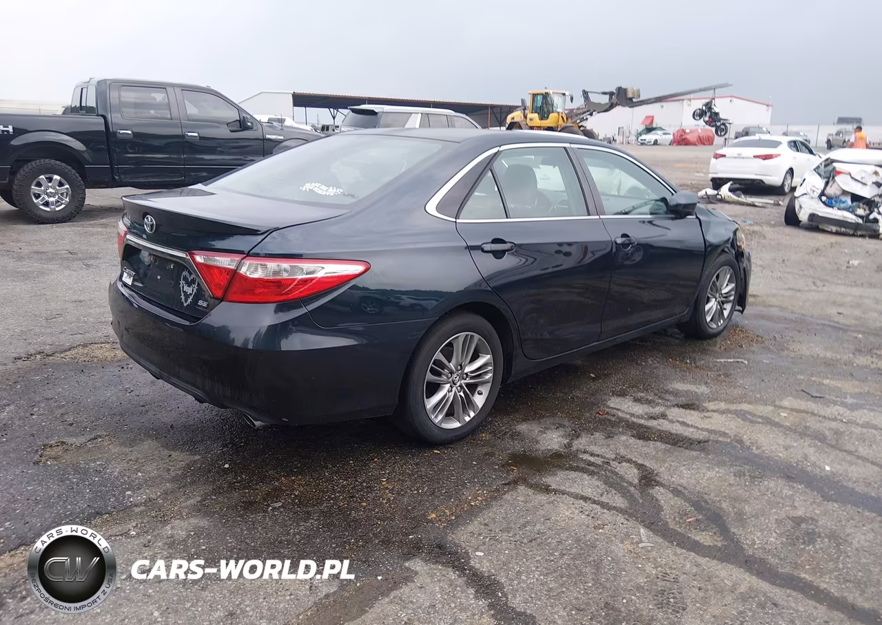 2016 Toyota Camry Se VIN:4T1BF1FK6GU151977 - 4