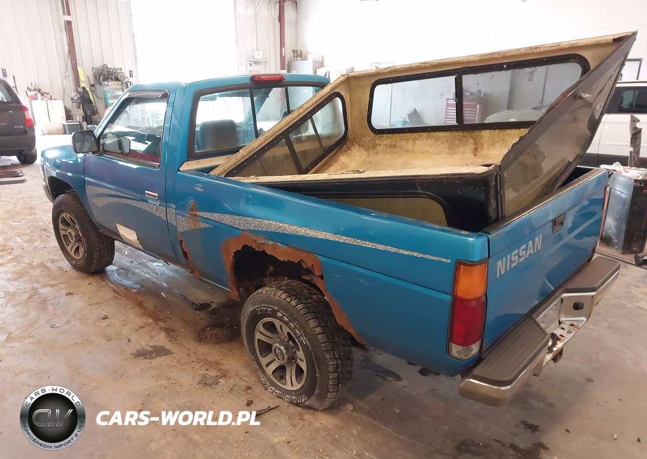 1997 Nissan 4X4 Truck Xe VIN:1N6SD11Y1VC328828 - 3