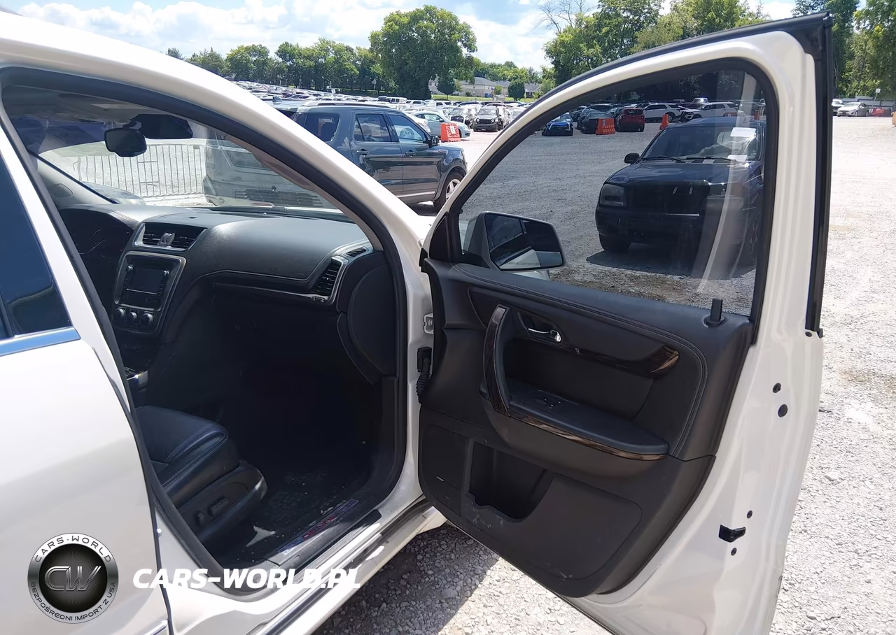2014 GMC Acadia Denali VIN:1GKKRTKD5EJ131754 - 5