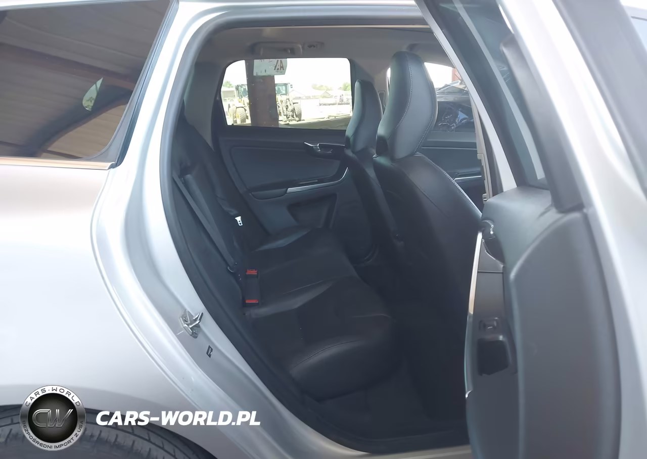 2015 Volvo Xc60 T5 Premier Plus VIN:YV440MDC9F2615976 - 8