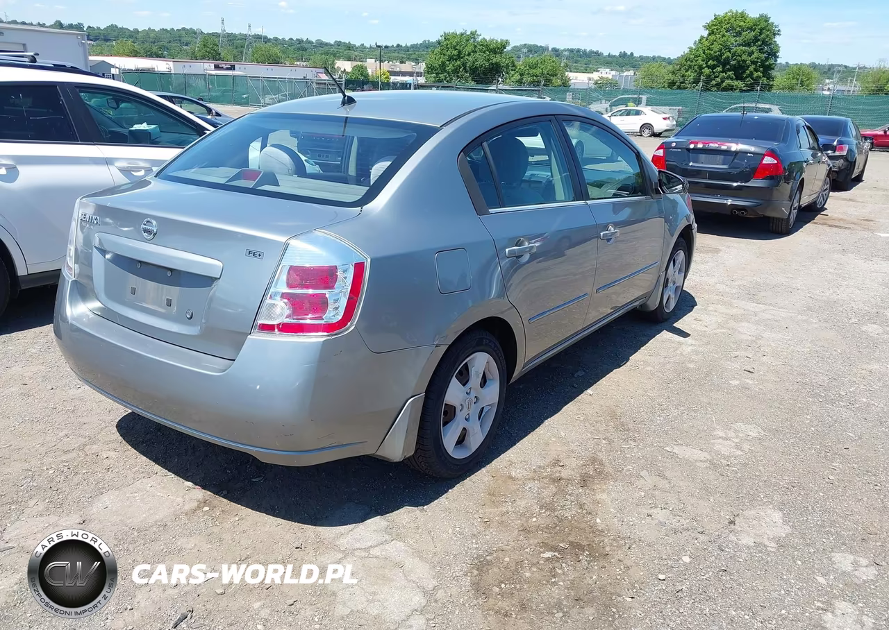 2009 Nissan Sentra 2.0S VIN:3N1AB61E59L682369 - 4