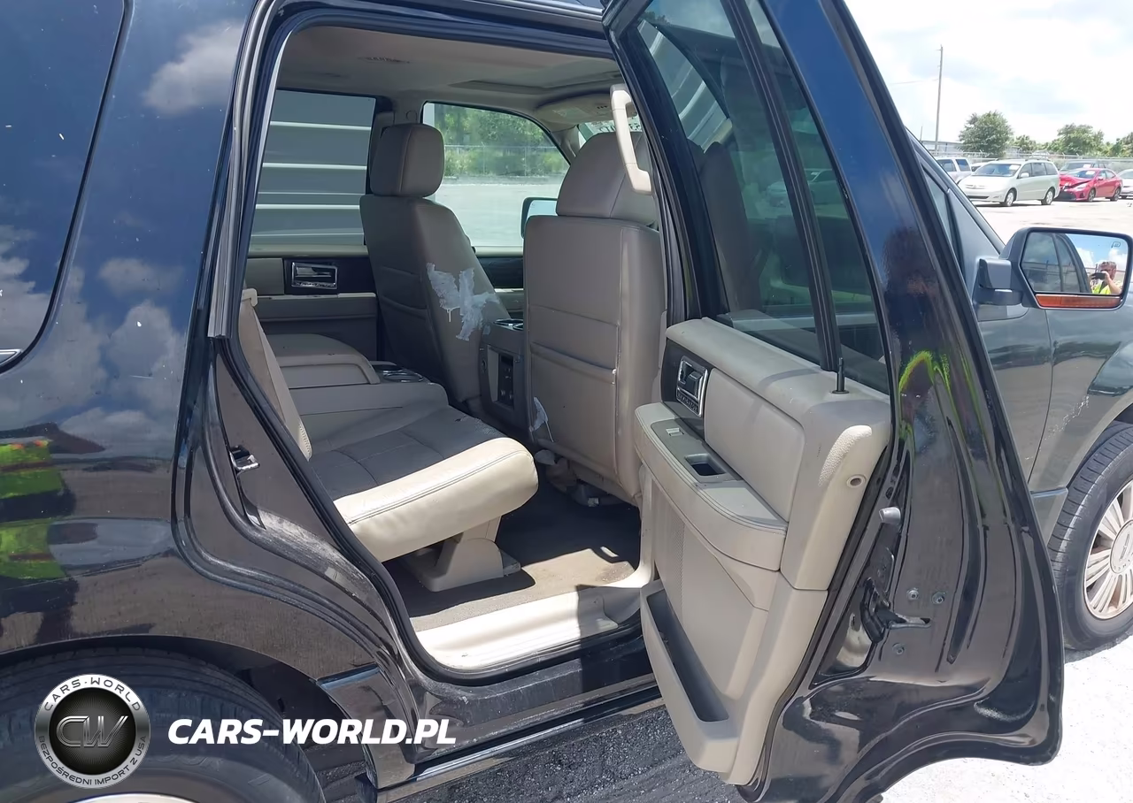 2007 Lincoln Navigator Ultimate VIN:5LMFU27517LJ04607 - 8