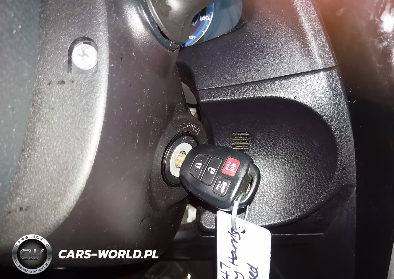 2018 Toyota Corolla Le VIN:2T1BURHE3JC041568 - 11